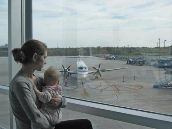 Появились видео с севшим «на брюхо» самолетом в Одессе
