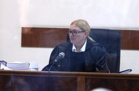 Դատարանը մերժեց դատախազ Բիշարյանին ինքնաբացարկ հայտնելու միջնորդությունը (տեսանյութ)