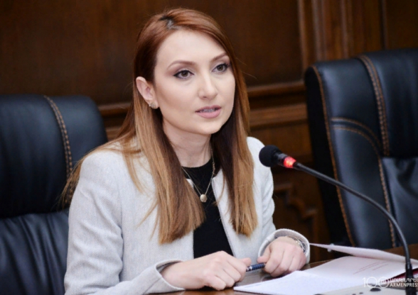 Փետրվարին կստեղծվի աշխատանքային խումբ, որը կքննարկի սահմանադրական փոփոխությունների հարցը. Մակունց