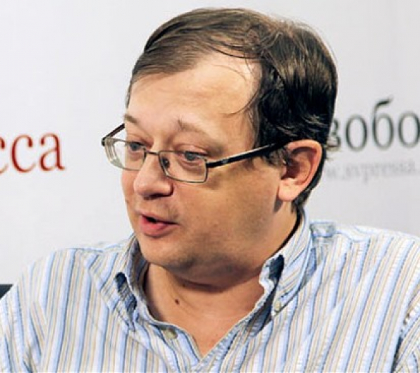 Александр Храмчихин