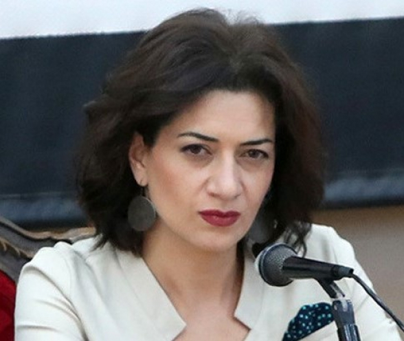 Աննա Հակոբյան․