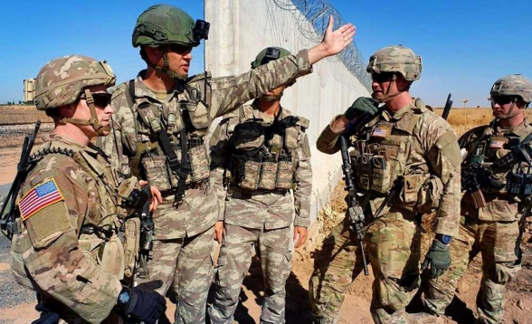 США завершили отвод войск с севера Сирии