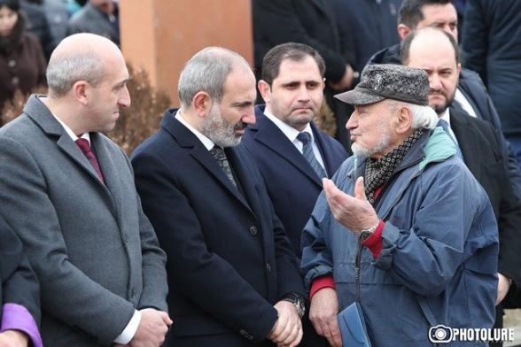 «Էս գյուղապետերը հարկերը 100 տոկոսով հավաքելու ձևն էլ չգիտեն». Նիկոլ Փաշինյան (տեսանյութ)