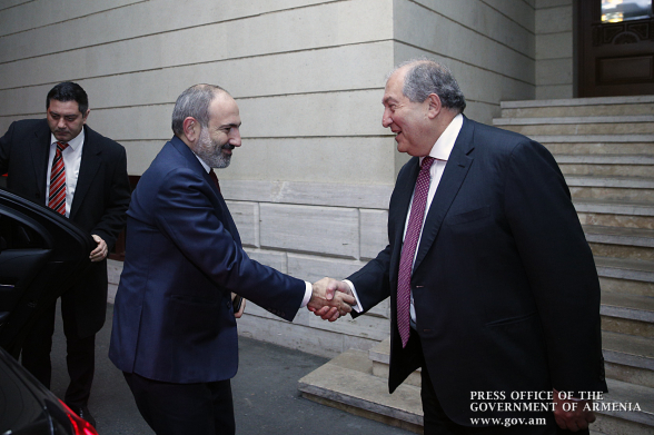 Նիկոլ Փաշինյանը և Արմեն Սարգսյանը հանդիպել են (տեսանյութ)