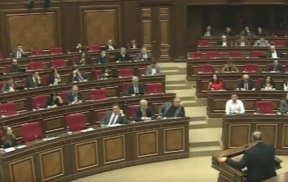 «Աչքերիս նայեք… դու չպիտի ասես՝ ի՞նչ անեմ». վիճաբանություն՝ Նաիրա Զոհրաբյանի և Համազասպ Դանիելյանի միջև