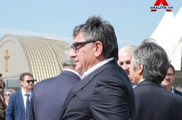 Կառավարությունը Խաչատուր Սուքիասյանին յուղոտ կտոր է տվել պետգնումներից