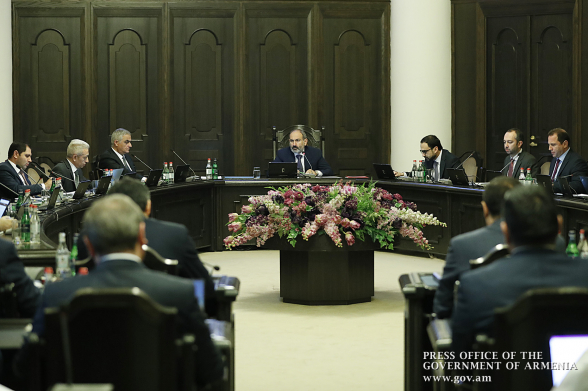 Очередное тайное решение: на вояжи будет выделено дополнительное финансирование – «Грапарак»