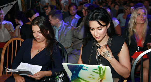 «Հանգիստ քնեք, իմ նախնիներ». Թինա Կանդելակիի գրառումն ու Մարգարիտա Սիմոնյանի արձագանքը