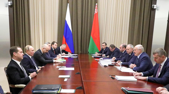Путин заявил о принятии с Лукашенко решения об углублении интеграции