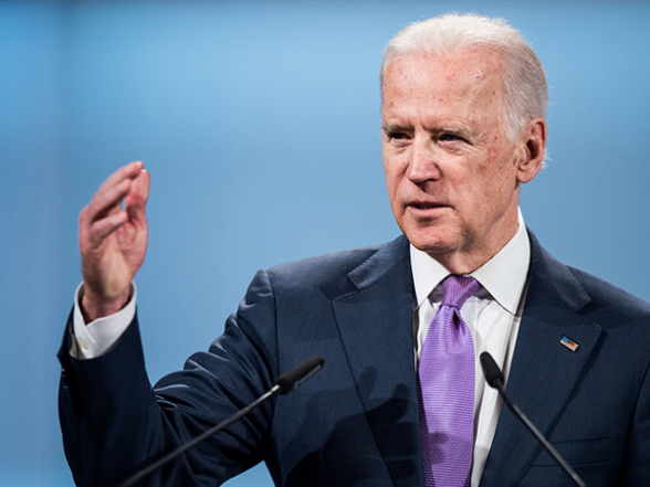 Байден назвал Трампа предателем интересов США