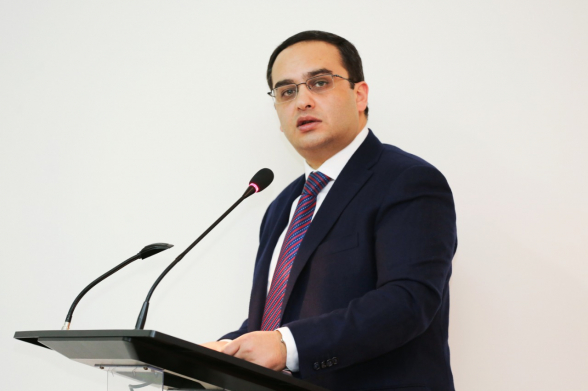 Виктор Согомонян: «НКР – полноценное демократическое государство»