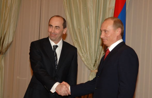 Президент России направил поздравительное письмо Роберту Кочаряну