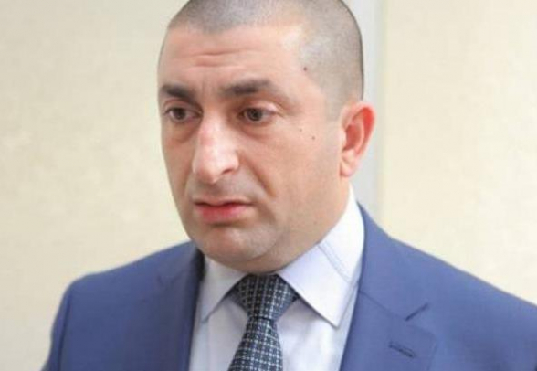 Ինչպես են Փաշինյանը և Ալիևը վերաբերվում զոհված զինվորների ընտանիքներին