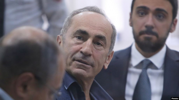 Роберт Кочарян – судье: «Это вы на нас сердитесь?»