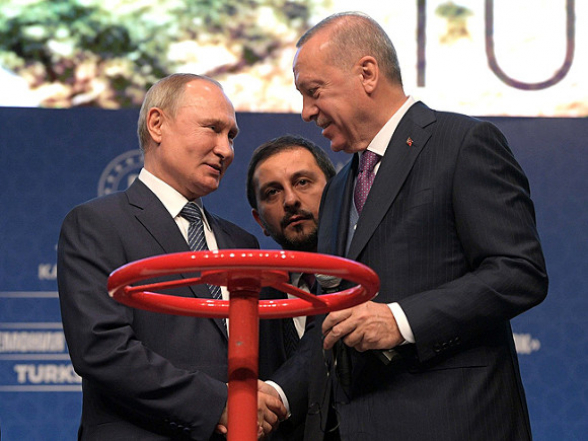 Эрдоган позвонил Путину, чтобы обсудить ситуацию в Ливии