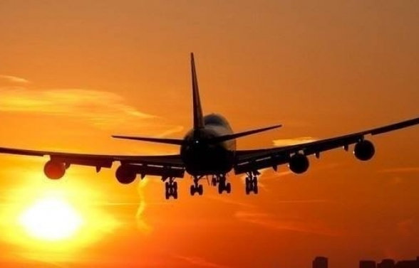 Самолет с двумя мертвыми пассажирами экстренно приземлился в Шри-Ланке
