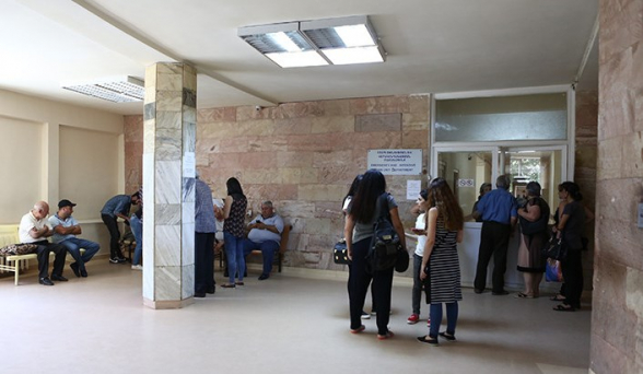 В больницах отказываются обслуживать бенефициариев соцпакета – «Жоховурд»