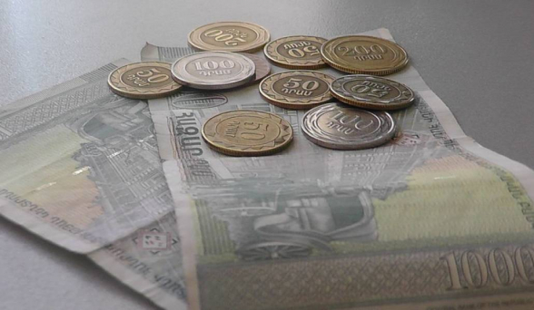 Նվազագույն աշխատավարձի համեստ հմայքը