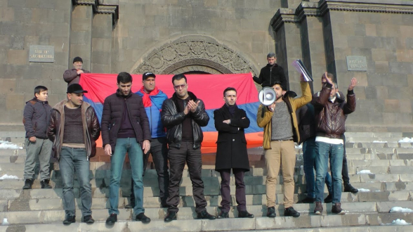 Ինչպիսին «հեղափոխությունն» է, այդպիսին էլ իր պահապաններն են