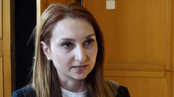 Հիմա էլ Լիլիթ Մակունցն է խմբագրում ասածները․ «Հրապարակ»