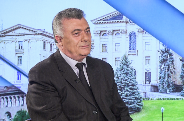 Սահմանադրական փոփոխությունների նպատակն է լուծել ՍԴ հարցը, նաև՝ ուժեղացնել սեփական իշխանությունը. Ռուբեն Հակոբյան