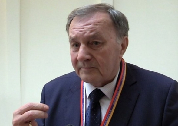 Кто научит Пашиняна играть в «политический бильярд»?