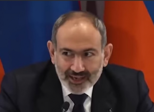 Նա գիտի ամեն, ամեն, ամեն ինչ...