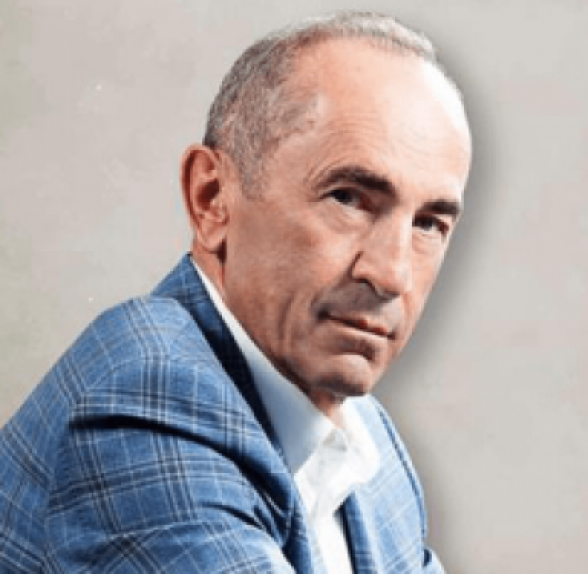 Роберт Кочарян