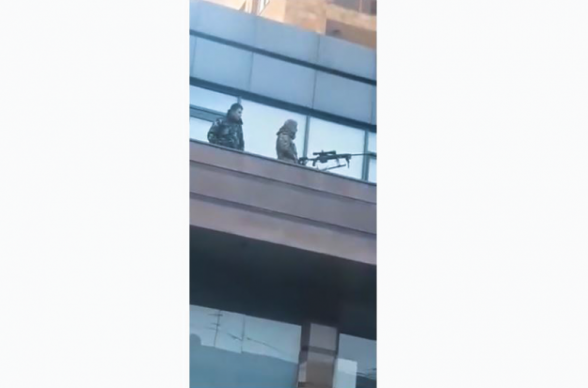 Դիպուկահարներ «ՔՊ» նիստի ժամանակ. ինչից է վախենում Նիկոլ Փաշինյանը (տեսանյութ)