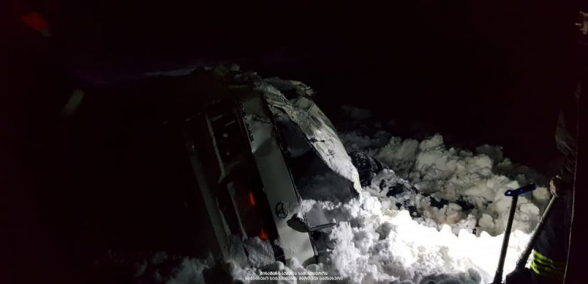 Վրաստանում ձնահոսքից կիրճն ընկած մեքենայից ՀՀ քաղաքացին անվտանգ դուրս է բերվել