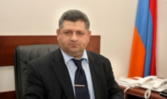 Երևանում թալանել են Վարչական դատարանի դատավոր Արծրուն Միրզոյանի Lexus-ը