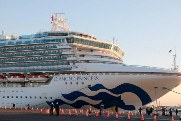На круизном судне в Японии еще 44 человека заразились коронавирусом