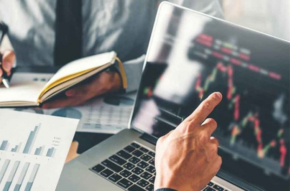 Հայաստանի տնտեսության աբսուրդը. «168 ժամ»