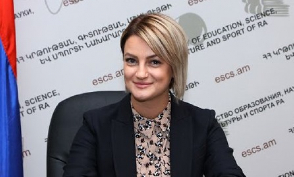 Основной причиной отставки Аревик Анапиосян стало украденное из ее квартиры – «Иратес»