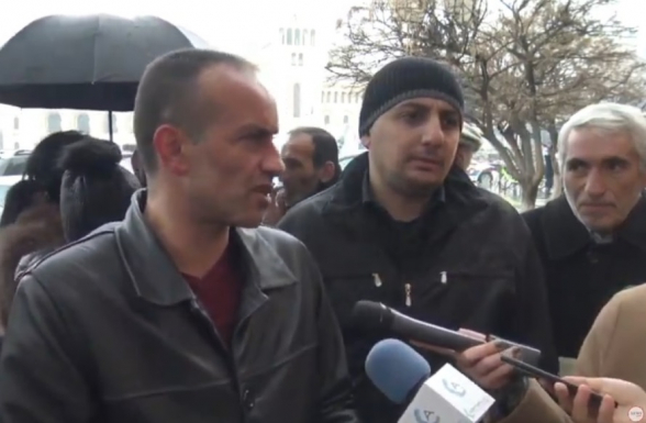 Բողոքի ակցիաներ Կառավարության դիմաց (տեսանյութ)