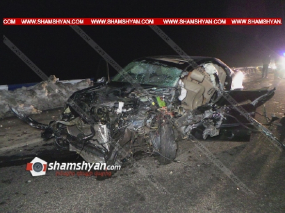 Կոտայքի մարզում 37–ամյա վարորդը Mercedes-ով բախվել է երկաթե արգելապատնեշներին և մոտ 300 մետր մի քանի պտույտ շրջվել