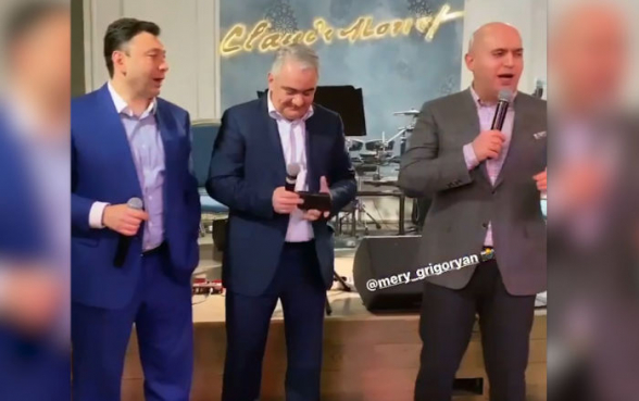 Ашотян, Шармазанов и Саакян спели на свадьбе Арпине Ованнисян