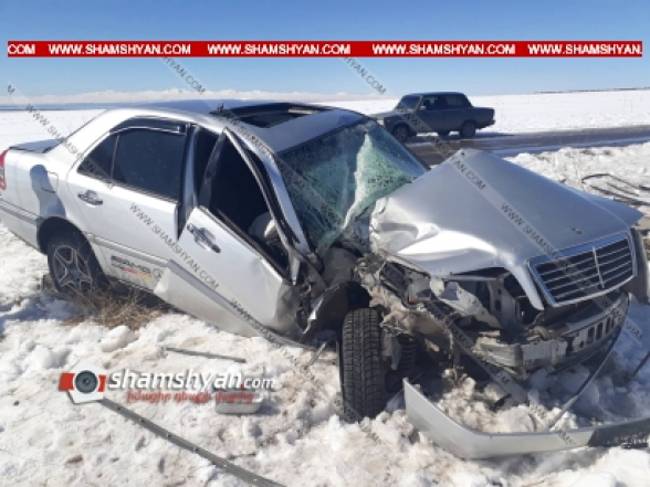 Գեղարքունիքի մարզում 23-ամյա պայմանագրային զինծառայողը Mercedes-ով բախվել է փայտե էլեկտրասյանը