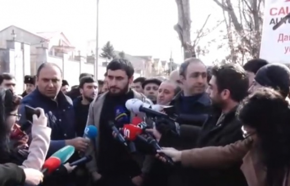 Ավտոներկրողների բողոքի ակցիան՝ ՀՀ–ում Վրաստանի դեսպանատան դիմաց (տեսանյութ)