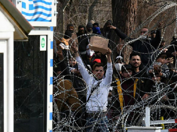 Турция направит 1 тыс. спецназовцев на границу с Грецией из-за кризиса с беженцами