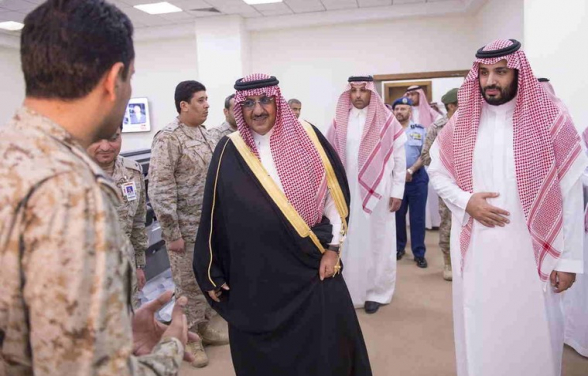 Брат и племянник короля Саудовской Аравии задержаны по обвинению в измене