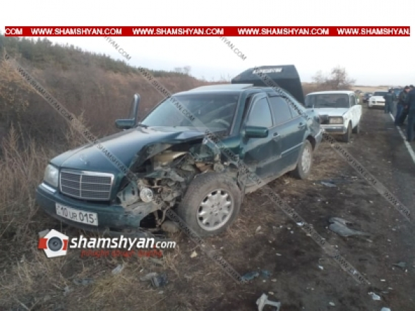 Գեղարքունիքի մարզում. հայտնաբերվել են Mercedes, Lada, 07 մակնիշի վթարված ավտոմեքենաներ ու ատրճանակ. կա 1 զոհ, 4 վիրավոր