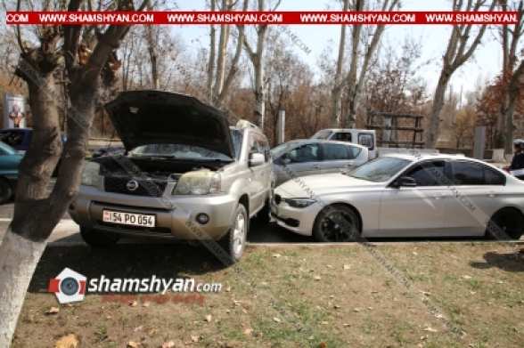 Երևանում բախվել են BMW-ն ու Nissan X-Trail-ը. Nissan-ը մասամբ հայտնվել է կանաչ գոտում (տեսանյութ)