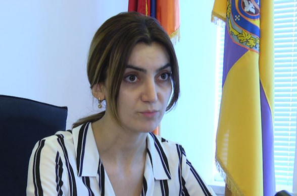 Հորդորում եմ զերծ մնալ Էջմիածին-Երևան և հակառակ ուղղությամբ անկանոն ուղևորափոխադրումներ կատարող մասնավոր տաքսի ծառայություններից օգտվելուց. Էջմիածնի քաղաքապետ