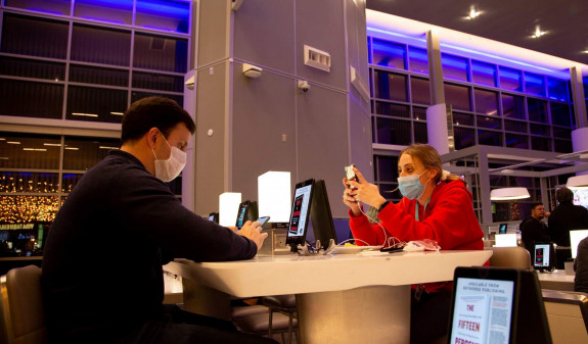 Երևանի մի շարք ռեստորաններ և սննդի կետեր դադարեցրել են իրենց աշխատանքը, գործում է միայն առաքման ծառայությունը