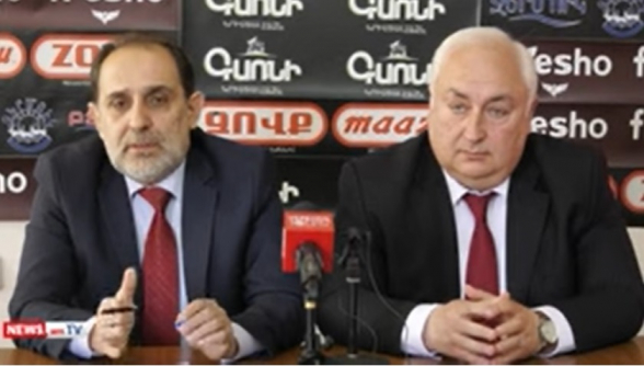 Փաշինյանը պարետին չի թողում խոսի, առաջ է ընկնում, հսկիչի դեր է տանում. Արամ Հարությունյան (տեսանյութ)