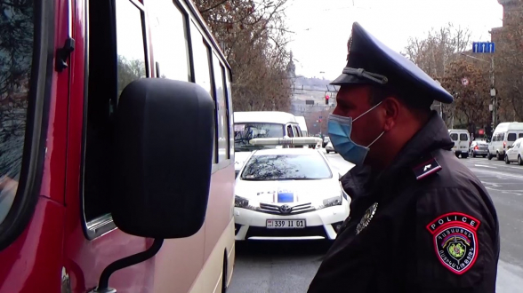 Ստուգումները շարունակվում են․ Ժամը 12-ի դրությամբ 897 մեքենայի մեջ եղել է 2-ից ավելի անձ (տեսանյութ)