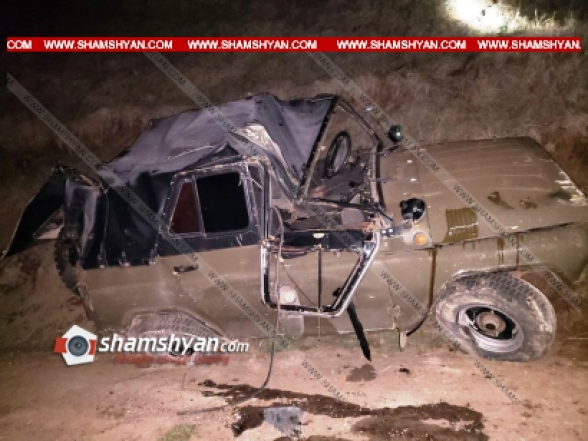 Սյունիքի մարզում վարորդը УАЗ-ով հետընթաց կատարելիս կողաշրջվել է. կան վիրավորներ