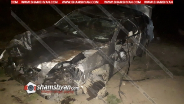 Կոտայքի մարզում Nissan-ը «Բեկոն» արտադրամասի մոտ գլխիվայր շրջվել է. կա 1 զոհ, վիրավորներ