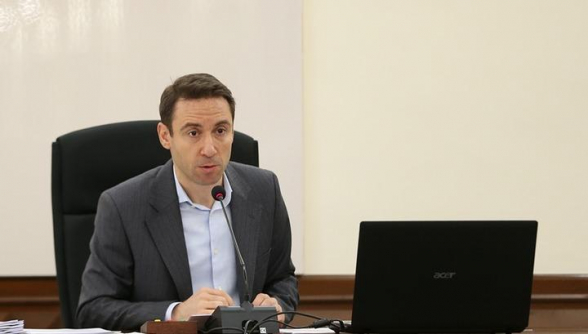 14.000 դոլարի պարգևավճարներ Երևանի քաղաքապետարանի ղեկավար կազմին փետրվարի աշխատանքների համար